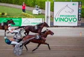 Ippodromo di Vinovo – 14 Luglio, sfilano in pista le MISS dei 3 ANnni