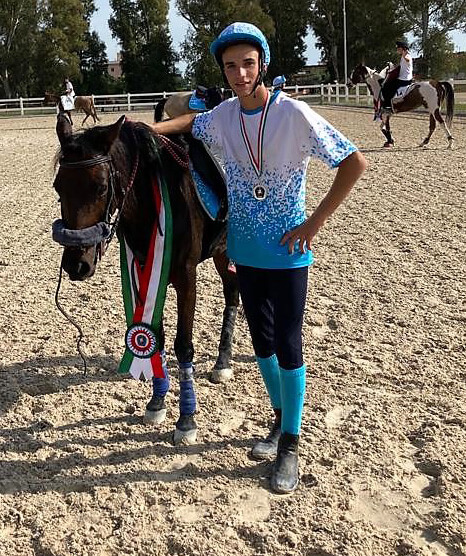 Campionato Italiano Mounted Games a coppie: argento del sardo Federico  Tamponi nell'Under 15 - Il Portale del Cavallo