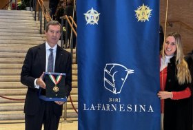 Alla Sir La Farnesina il Collare d’oro per le società sportive